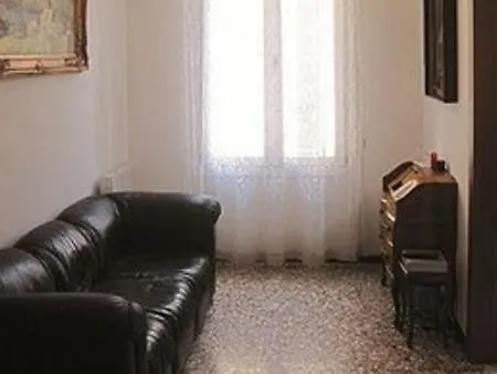 Casa Dolce Affittacamere 2*